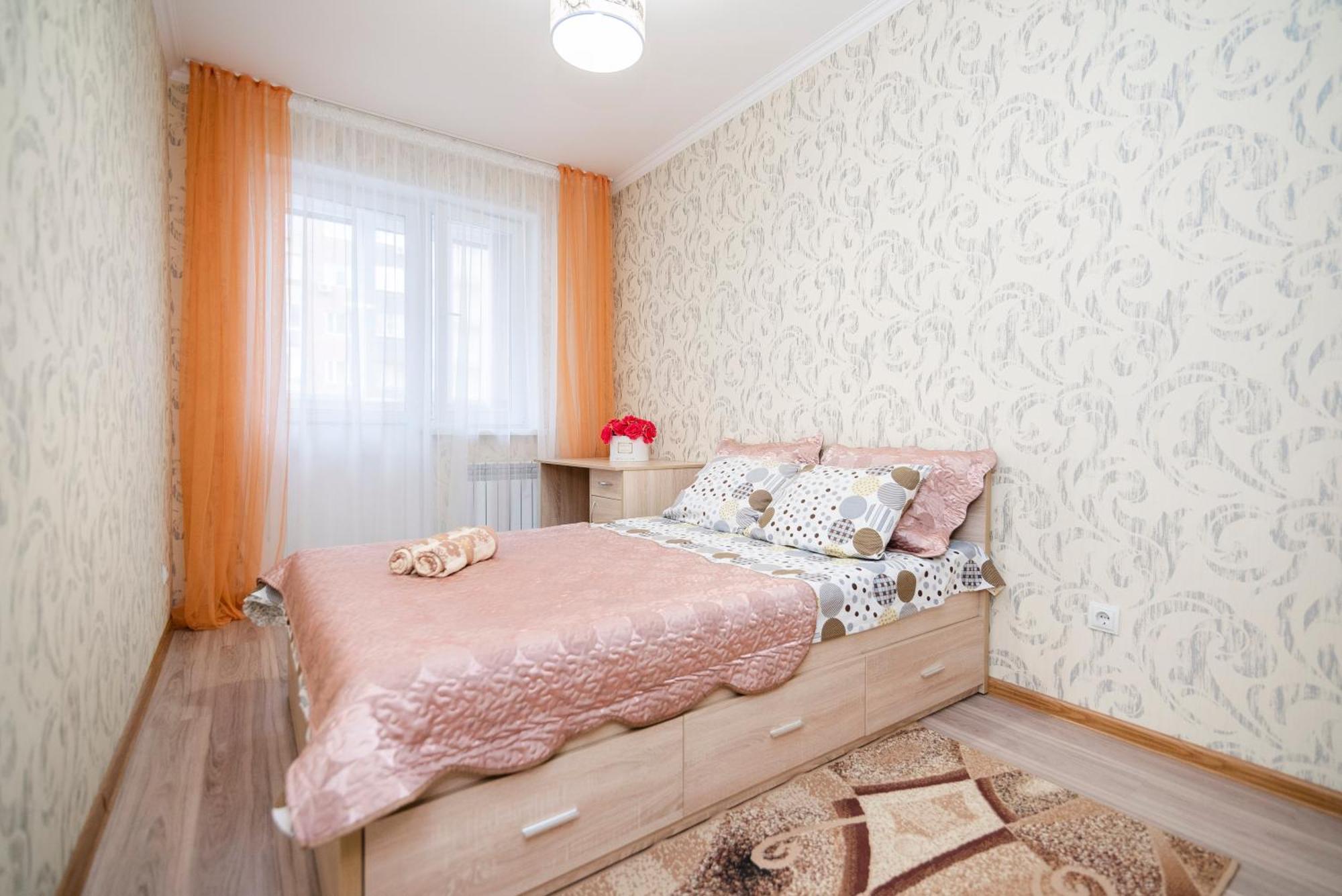Apartment Zodiak Almaty Exterior photo